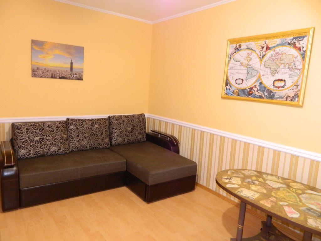 Babylon Apartments Rivne Room photo